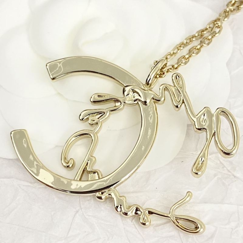 Ch**el necklaces